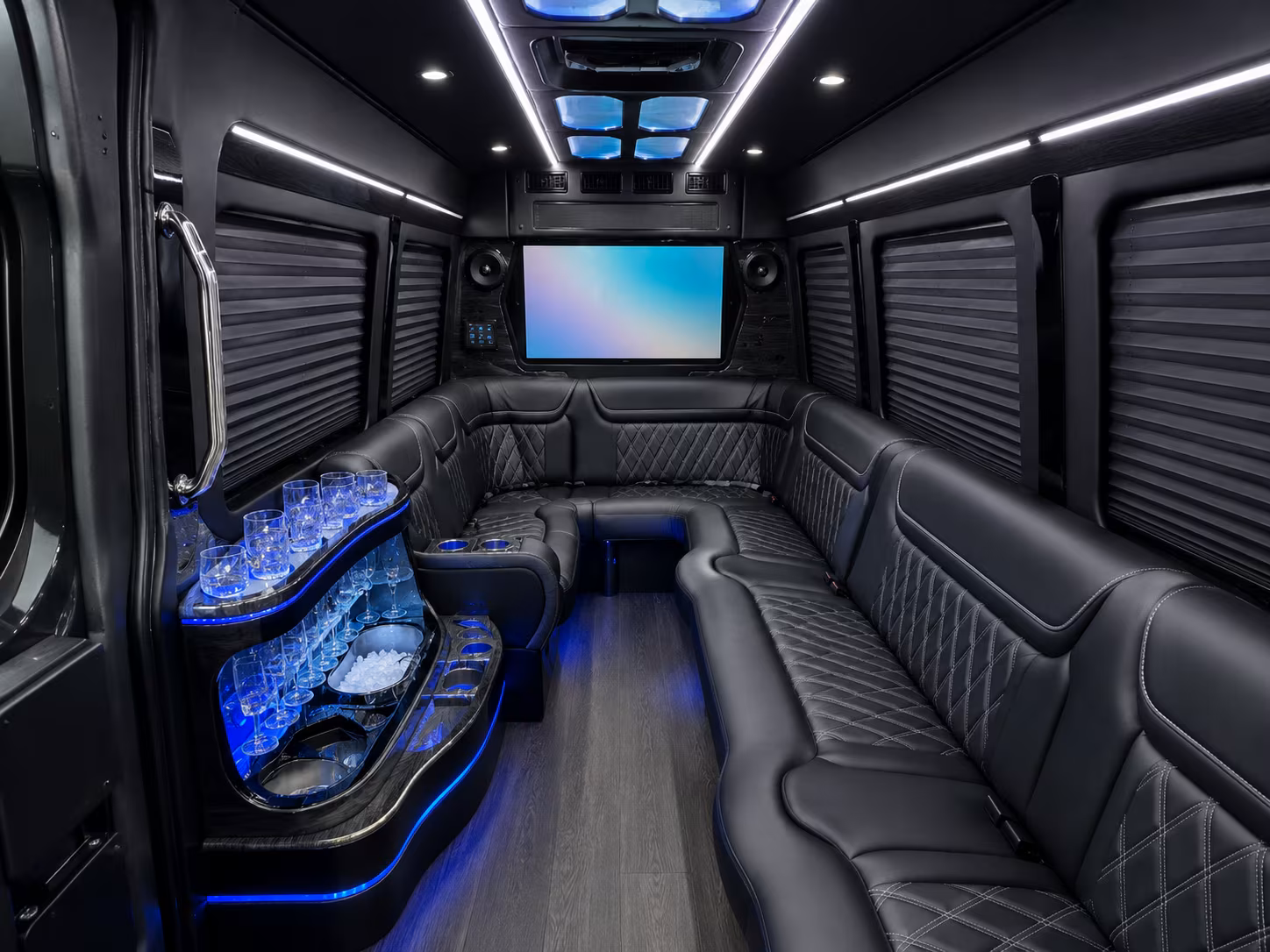 fargo custom day trip and driving tour bus rentals
