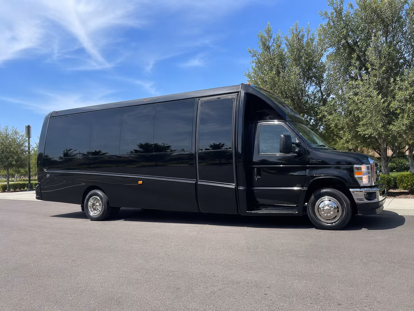 fargo family reunion and vacation bus rentals