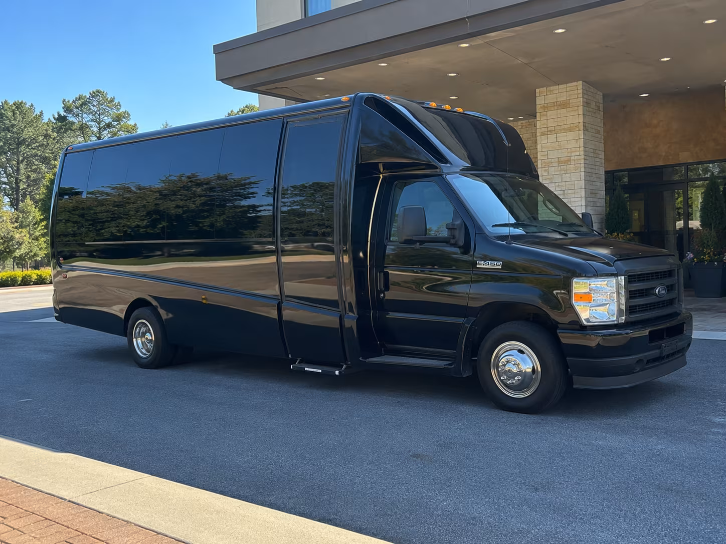 fargo government meeting and conference shuttles