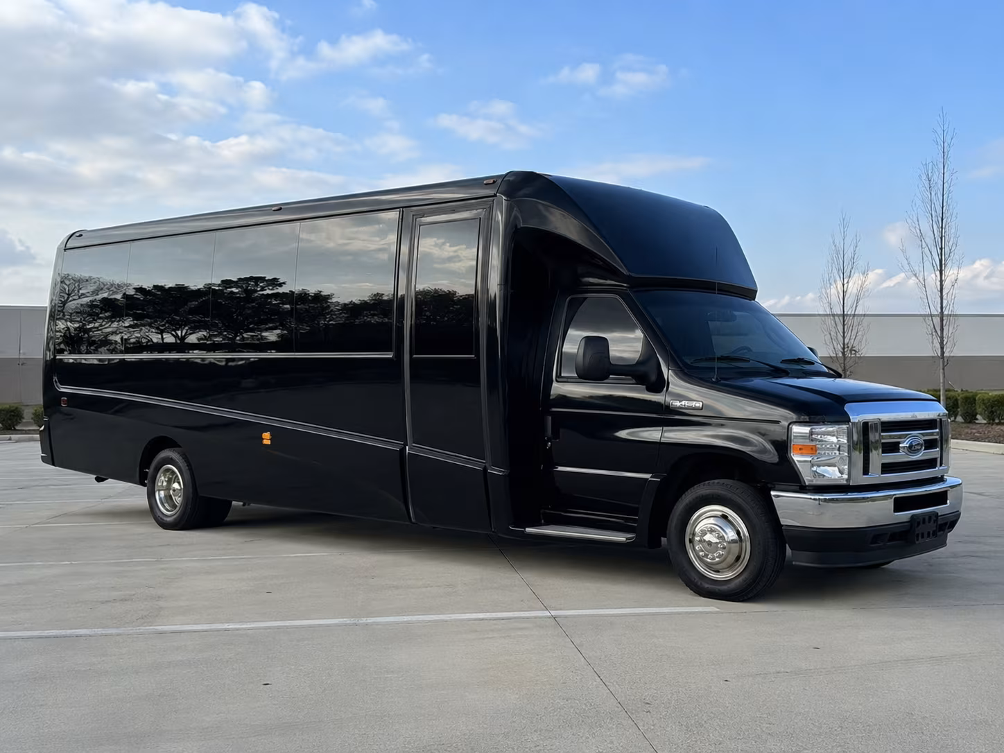 fargo hospital and campus shuttle bus rentals