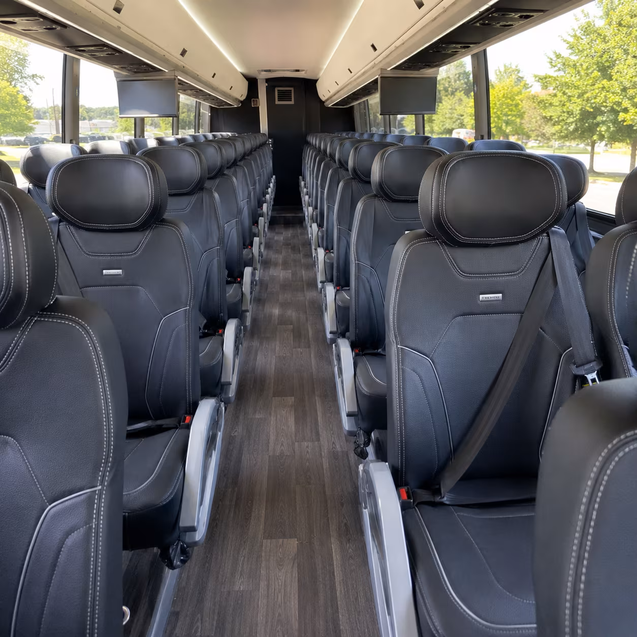 private charter buses for layovers in fargo