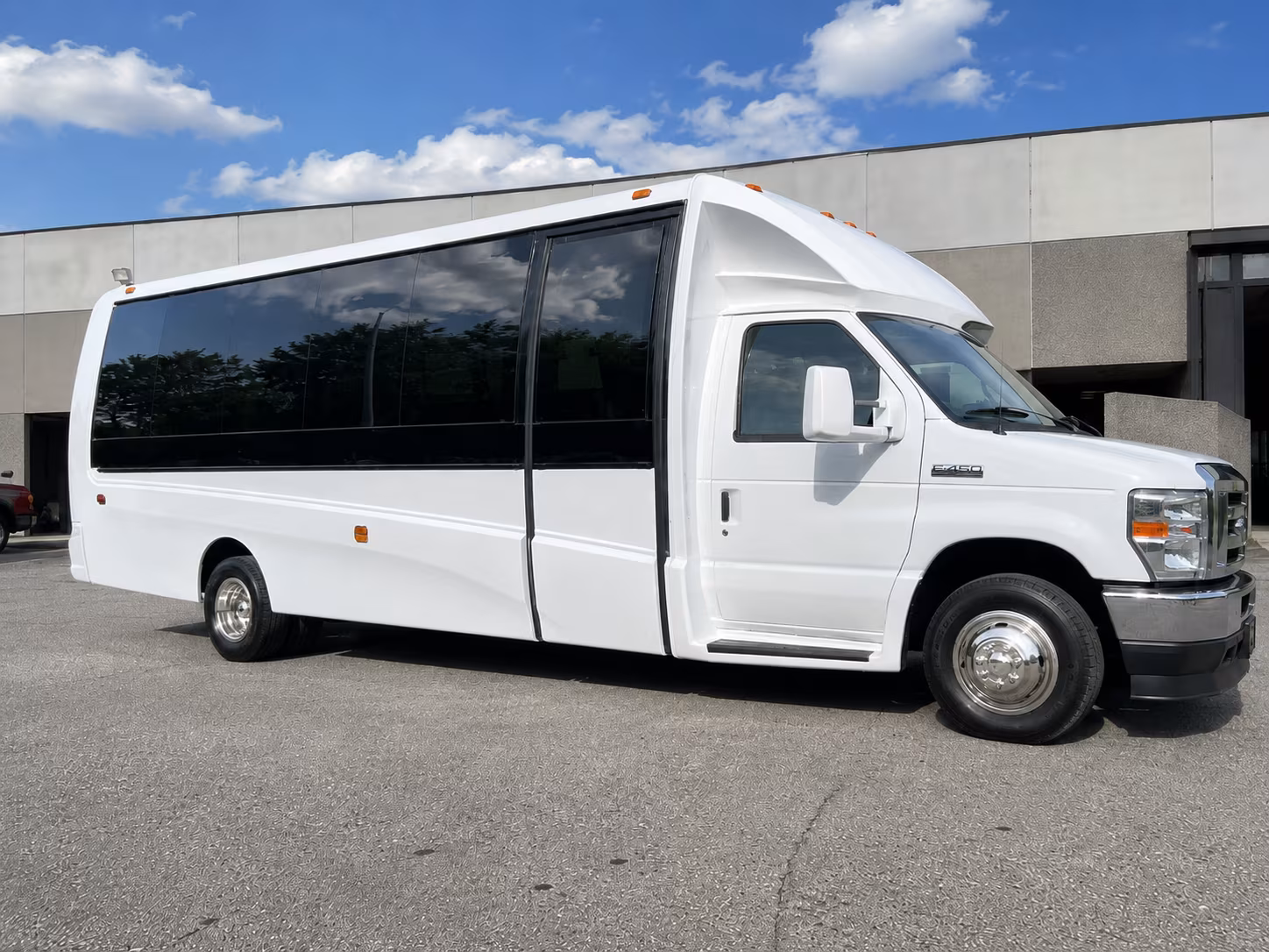 wine event transportation from fargo to 4e winery